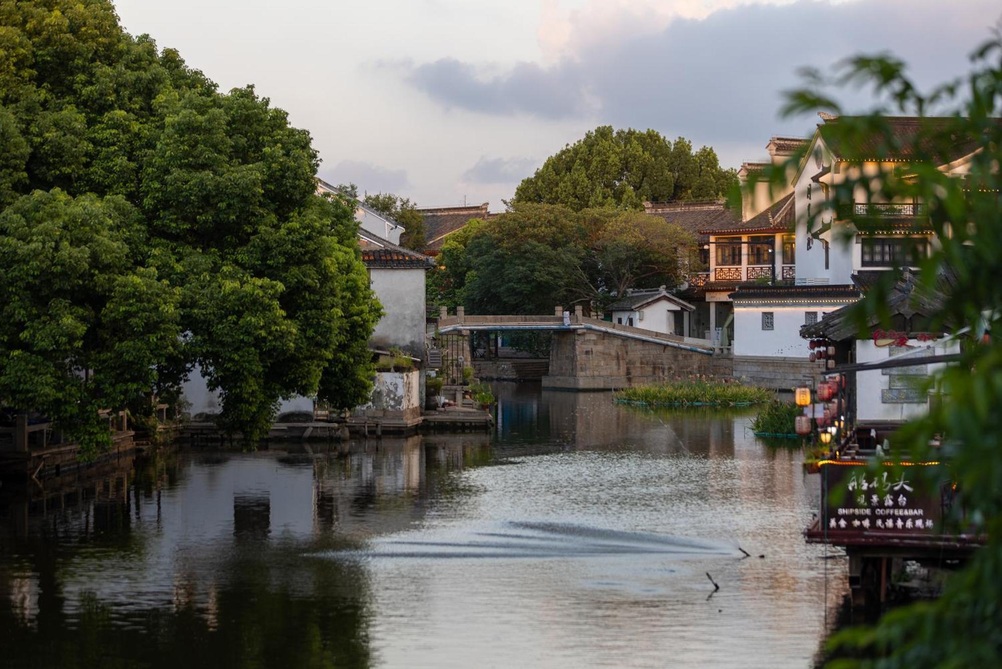 Tongli Slowlife River View Inn سوجو المظهر الخارجي الصورة